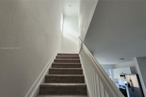 Купить виллу или дом в Хомстед, Флорида 3 спальни, 123.37м2, № 2022753 - фото 19