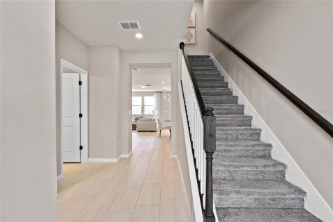 Townhouse in Orlando, Florida 4 bedrooms, 171.59 sq.m. № 1678143 - photo 18