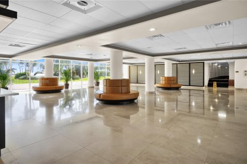Condominio en venta en Miami Beach, Florida, 1 dormitorio, 89.56 m2 № 1849210 - foto 28
