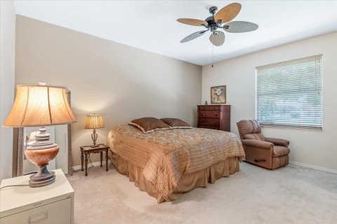 House in Vero Beach, Florida 2 bedrooms, 153.2 sq.m. № 2083313 - photo 15