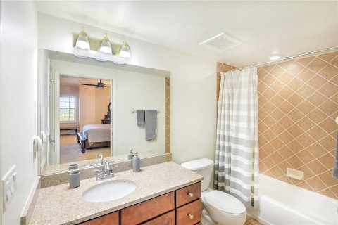 Condo in Daytona Beach, Florida, 3 bedrooms № 2206277 - photo 28