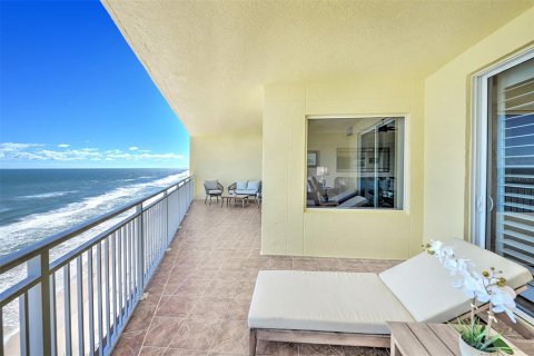 Condo in Daytona Beach, Florida, 3 bedrooms № 2206277 - photo 8
