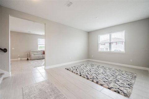 House in Davenport, Florida 4 bedrooms, 288.55 sq.m. № 1816936 - photo 6
