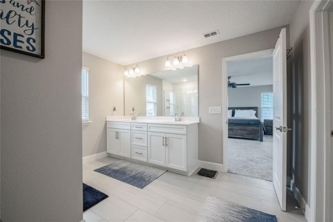 House in Davenport, Florida 4 bedrooms, 288.55 sq.m. № 1816936 - photo 19