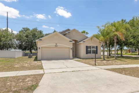 Villa ou maison à vendre à Dundee, Floride: 4 chambres, 172.33 m2 № 2121606 - photo 2