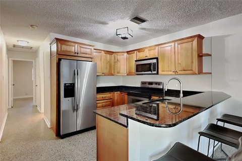 Villa ou maison à louer à Tampa, Floride: 3 chambres, 142.7 m2 № 2396486 - photo 4
