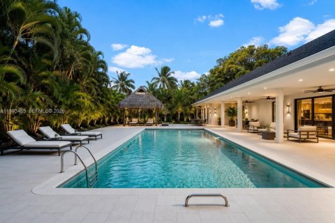 Casa en venta en Miami, Florida, 6 dormitorios, 478.54 m2 № 2186075 - foto 2