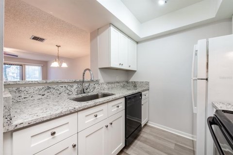 Condominio en venta en Orlando, Florida, 2 dormitorios, 92.81 m2 № 1030574 - foto 6