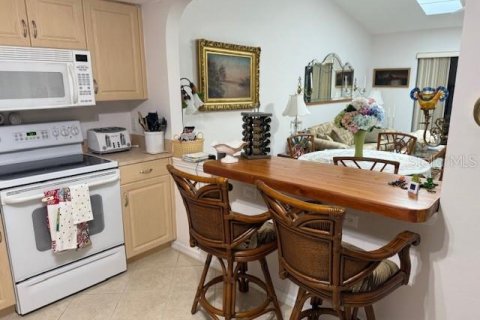 House in Punta Gorda, Florida 2 bedrooms, 113.53 sq.m. № 1918229 - photo 28