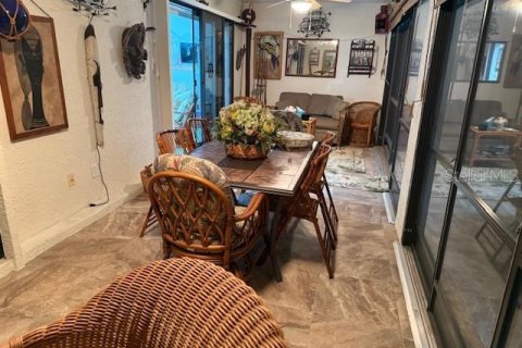 House in Punta Gorda, Florida 2 bedrooms, 113.53 sq.m. № 1918229 - photo 6