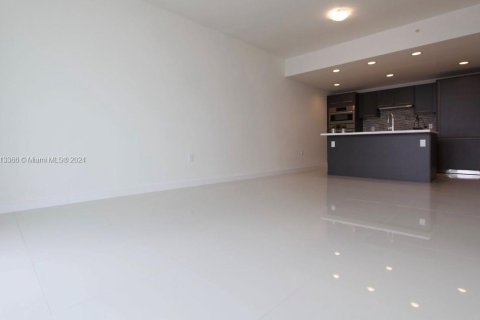 Condo in Doral, Florida, 1 bedroom  № 1961125 - photo 3