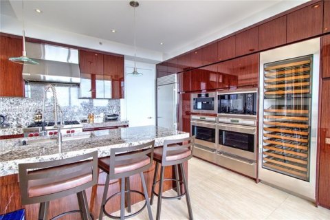 Condo in Bal Harbour, Florida, 3 bedrooms  № 2061072 - photo 10