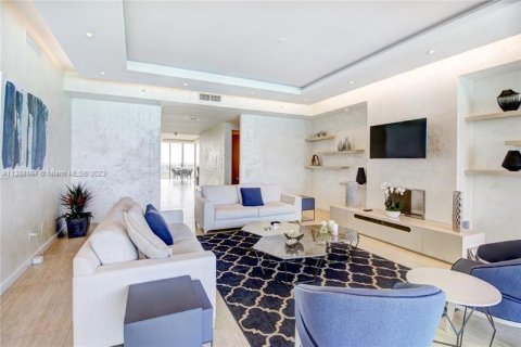 Condo in Bal Harbour, Florida, 3 bedrooms  № 2061072 - photo 4