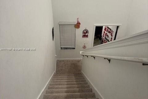 Casa en venta en Lehigh Acres, Florida, 5 dormitorios, 221.57 m2 № 1975840 - foto 6