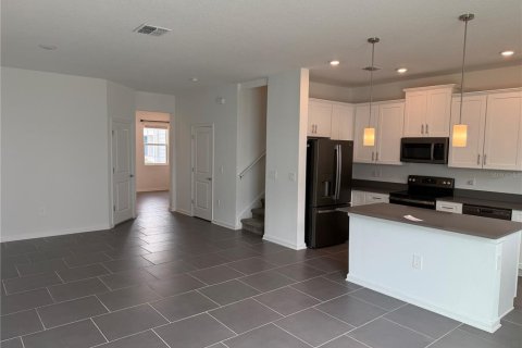 Townhouse in Kissimmee, Florida 3 bedrooms, 155.52 sq.m. № 2218702 - photo 7
