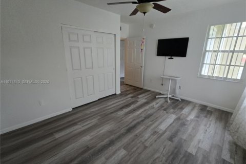 Снять в аренду кондоминиум в Норт-Лодердейл, Флорида 3 спальни, 144.28м2, № 1998381 - фото 26