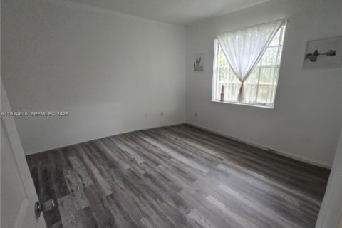 Снять в аренду кондоминиум в Норт-Лодердейл, Флорида 3 спальни, 144.28м2, № 1998381 - фото 29