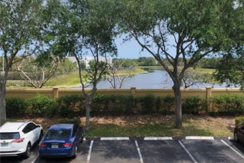 Copropriété à louer à North Lauderdale, Floride: 3 chambres, 144.28 m2 № 1998381 - photo 15