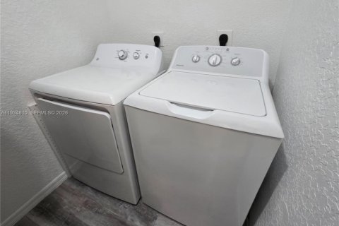 Снять в аренду кондоминиум в Норт-Лодердейл, Флорида 3 спальни, 144.28м2, № 1998381 - фото 30