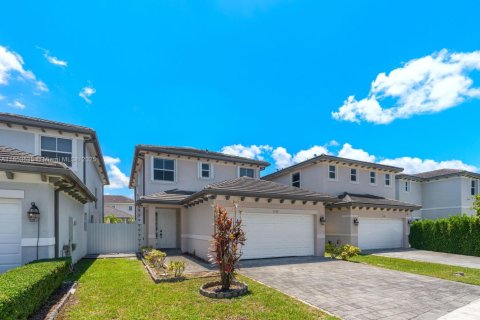 Casa en venta en Homestead, Florida, 5 dormitorios, 201.6 m2 № 1871971 - foto 30