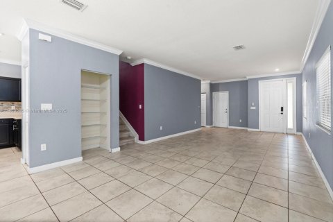 Casa en venta en Homestead, Florida, 5 dormitorios, 201.6 m2 № 1871971 - foto 10