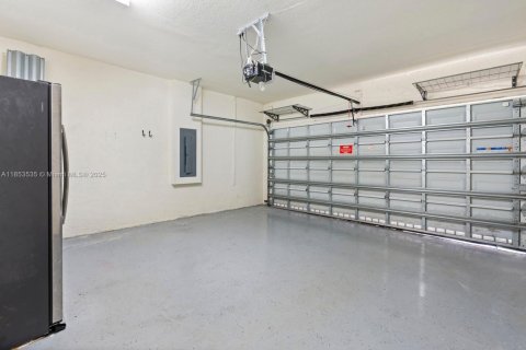 Casa en venta en Homestead, Florida, 5 dormitorios, 201.6 m2 № 1871971 - foto 29