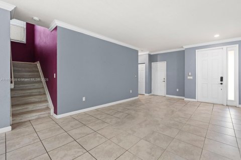 Casa en venta en Homestead, Florida, 5 dormitorios, 201.6 m2 № 1871971 - foto 12