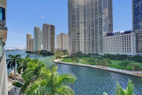 Copropriété à vendre à Miami, Floride: 2 chambres, 146.69 m2 № 1948224 - photo 27