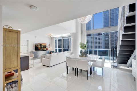 Copropriété à vendre à Miami, Floride: 2 chambres, 146.69 m2 № 1948224 - photo 5