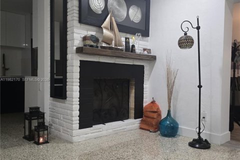 Villa ou maison à vendre à Cutler Bay, Floride: 3 chambres № 2045441 - photo 4