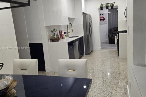 Villa ou maison à vendre à Cutler Bay, Floride: 3 chambres № 2045441 - photo 12