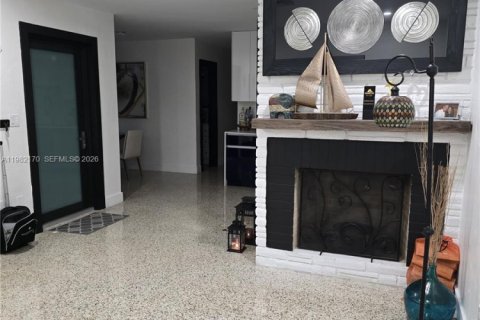 Villa ou maison à vendre à Cutler Bay, Floride: 3 chambres № 2045441 - photo 3