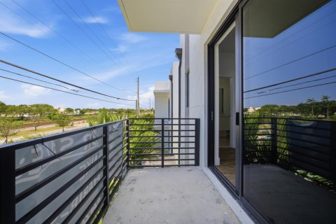 Touwnhouse à vendre à Pompano Beach, Floride: 3 chambres, 150.5 m2 № 2087431 - photo 18
