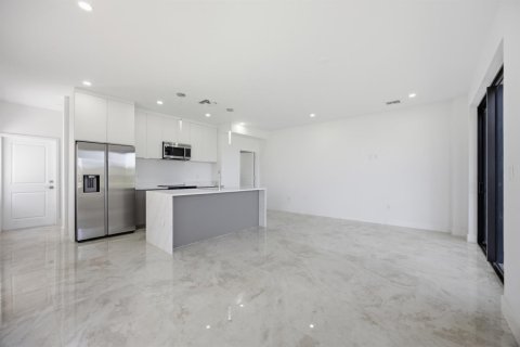 Touwnhouse à vendre à Pompano Beach, Floride: 3 chambres, 150.5 m2 № 2087431 - photo 5