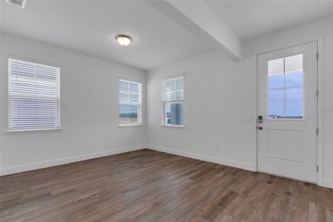 Villa ou maison à louer à Minneola, Floride: 4 chambres, 241.64 m2 № 1735198 - photo 5