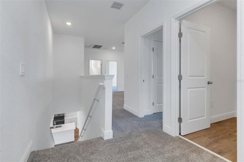 Villa ou maison à louer à Minneola, Floride: 4 chambres, 241.64 m2 № 1735198 - photo 18