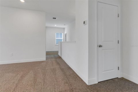 Villa ou maison à louer à Minneola, Floride: 4 chambres, 241.64 m2 № 1735198 - photo 23