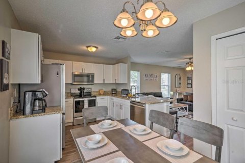Villa ou maison à louer à Haines City, Floride: 4 chambres, 160.54 m2 № 2213585 - photo 10
