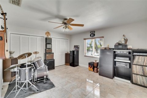 House in Apollo Beach, Florida 4 bedrooms, 238.39 sq.m. № 1679260 - photo 28