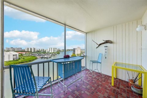 Condo in South Pasadena, Florida, 3 bedrooms  № 1829756 - photo 12