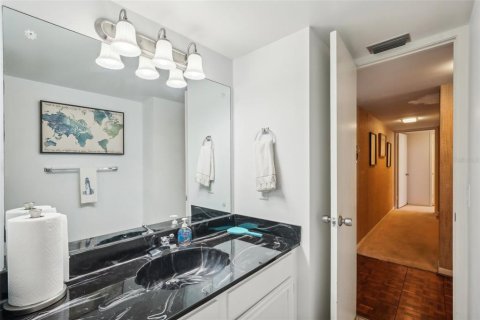 Condo in South Pasadena, Florida, 3 bedrooms  № 1829756 - photo 20