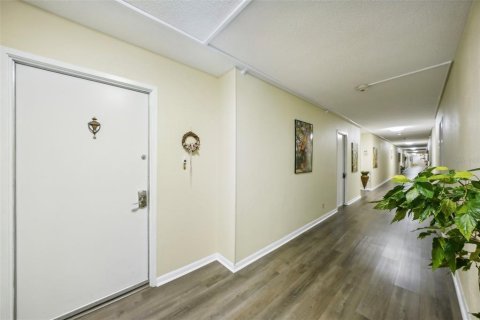 Condo in South Pasadena, Florida, 3 bedrooms  № 1829756 - photo 5