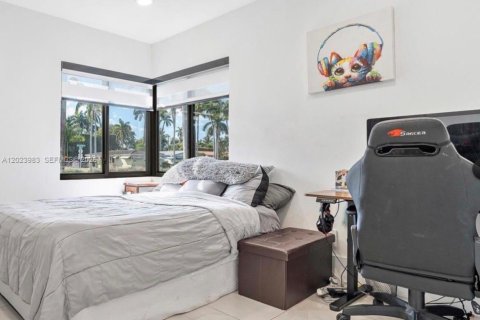 Casa en venta en Hollywood, Florida, 4 dormitorios, 173.54 m2 № 2077914 - foto 14