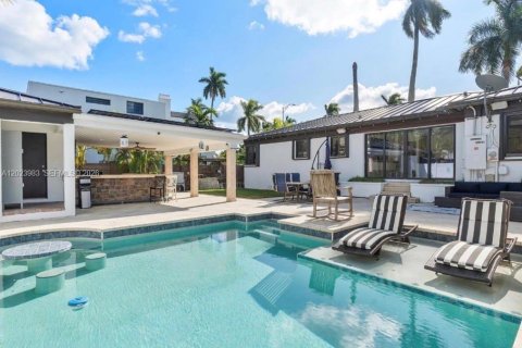 Casa en venta en Hollywood, Florida, 4 dormitorios, 173.54 m2 № 2077914 - foto 25
