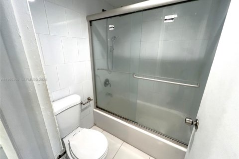 Снять в аренду кондоминиум в Санни-Айлс-Бич, Флорида 1 спальня, 65.96м2, № 2012036 - фото 13