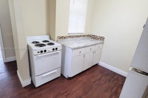 Снять в аренду квартиру в Майами, Флорида 1 спальня, 58.34м2, № 1988153 - фото 9