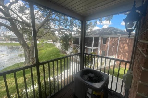 Condo in Tampa, Florida, 1 bedroom № 2118497 - photo 17