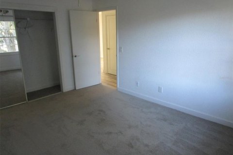Condo in Tampa, Florida, 1 bedroom № 2118497 - photo 12