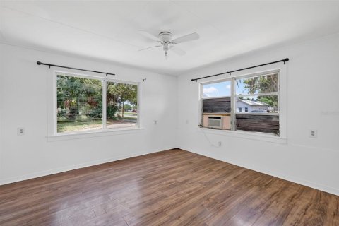 Propiedad comercial en venta en Eustis, Florida, 503.07 m2 № 2094724 - foto 27