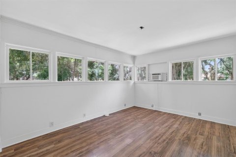 Propiedad comercial en venta en Eustis, Florida, 503.07 m2 № 2094724 - foto 22